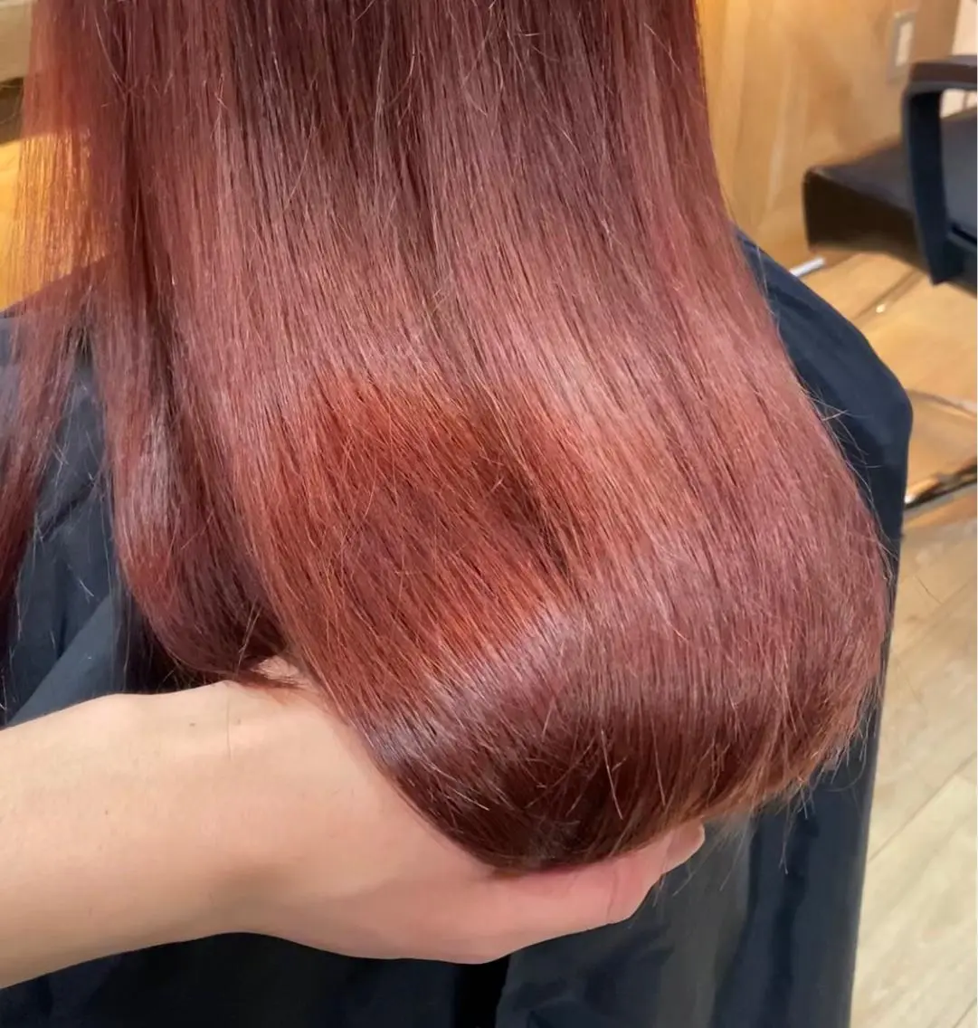セミロング カラー ブリーチ ブリーチなしカラー ピンクカラー 横尾 歩のヘアスタイル