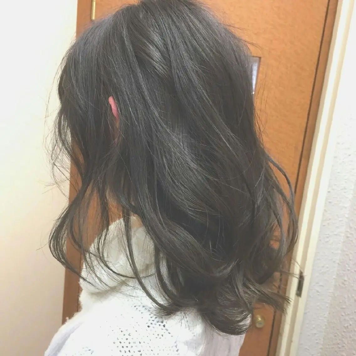 カラー セミロング ミディアム ロング ブルーカラー ブルージュ 100%髪質改善特化 TRUNSのヘアスタイル
