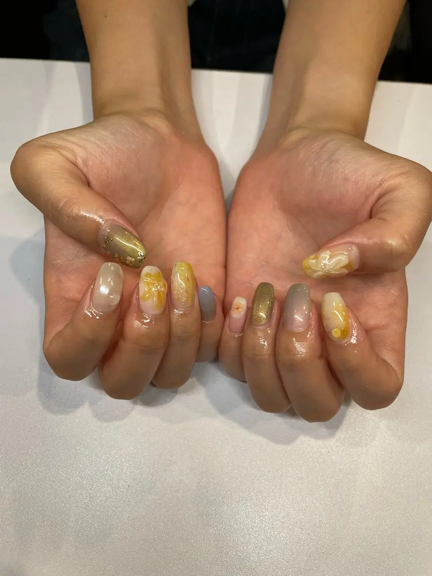 ネイル ぷっくりネイル ハンドネイル 下田 友梨のネイルデザイン