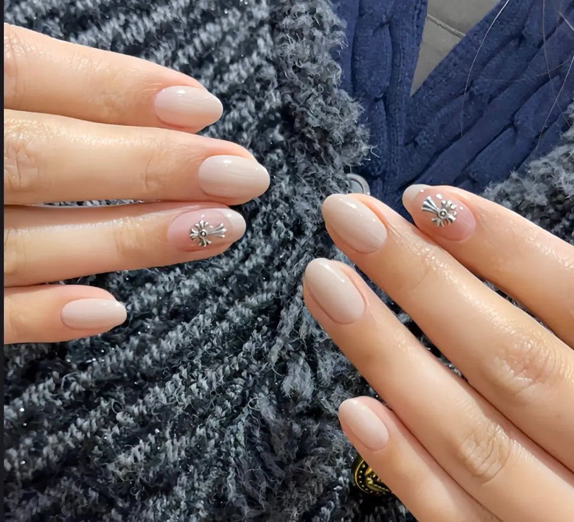 ネイル ハンドネイル ハンドケア 🍑 momo_nailのネイルデザイン