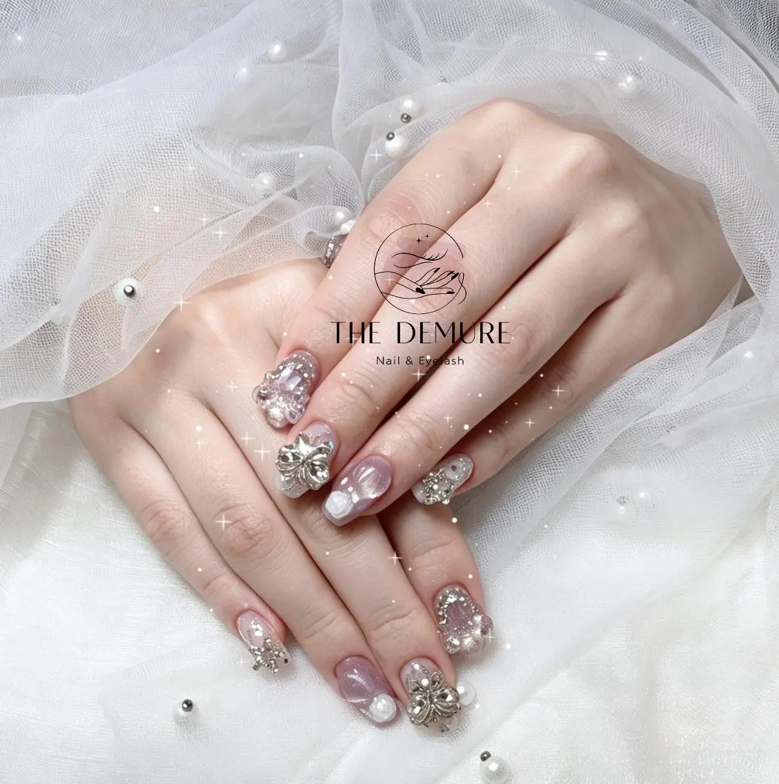 ネイル アートネイル 韓国ネイル マグネットネイル オフィスネイル スカルプネイル ハンドネイル ハンドケア NailDemure 【銀座店】のネイルデザイン