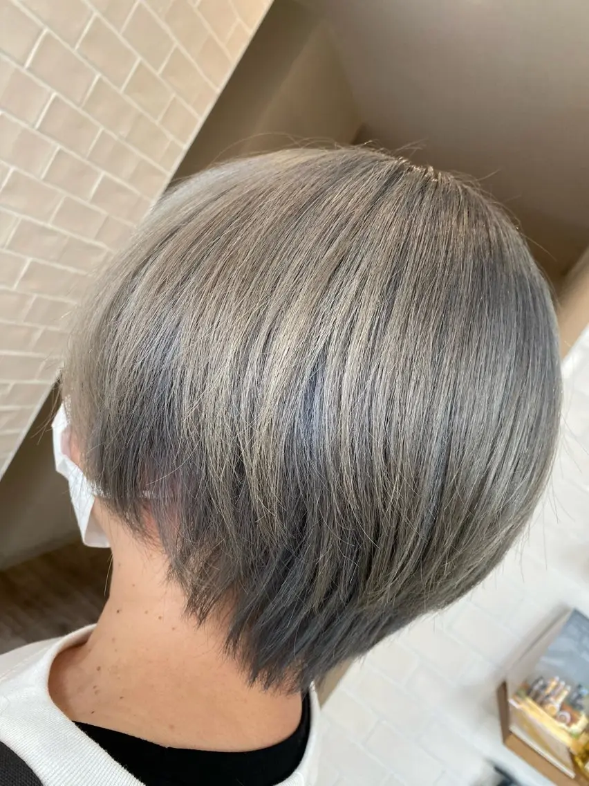 ショート カラー ショートボブ グレージュ ボブ ショートヘア 國分 伸也のヘアスタイル