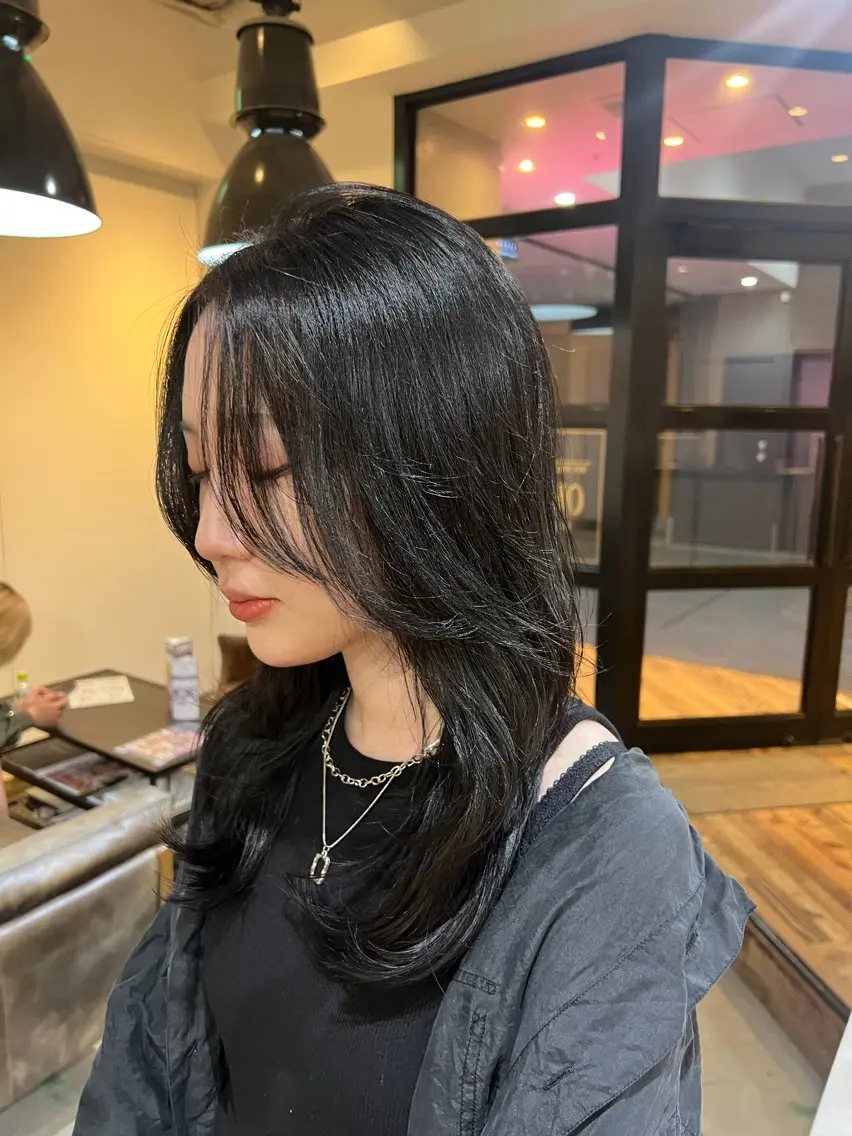 ミディアム カラー ミディアムパーマ 韓国風ヘア beleefric 🩵チセのヘアスタイル