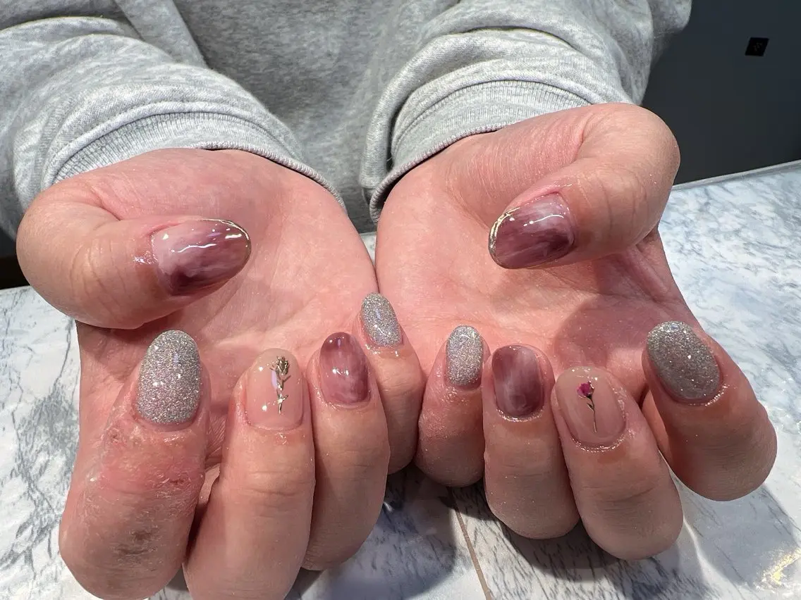 ネイル ハンドネイル Lavish nailのネイルデザイン