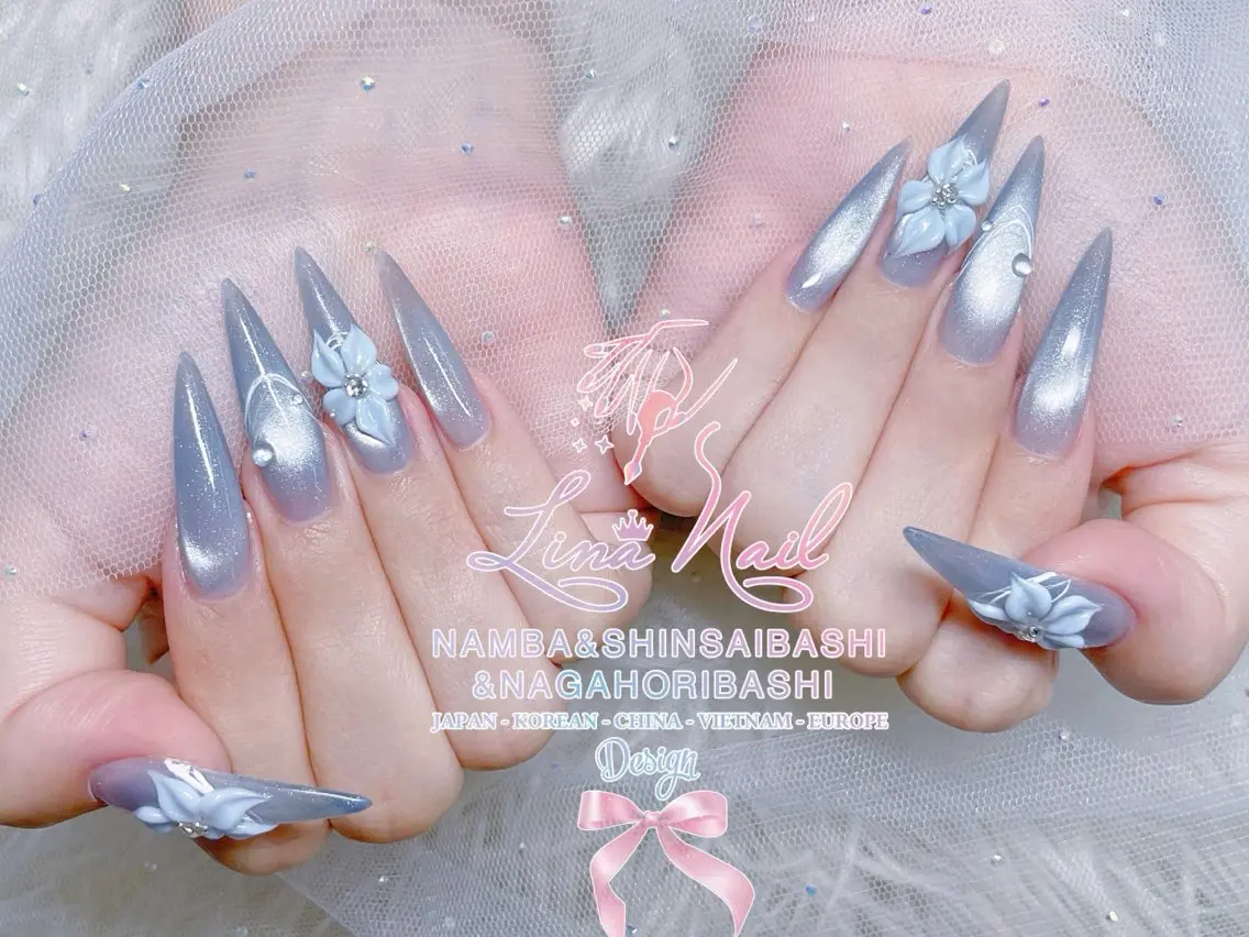 セミロング ハンドネイル Linanail Nambaのネイルデザイン
