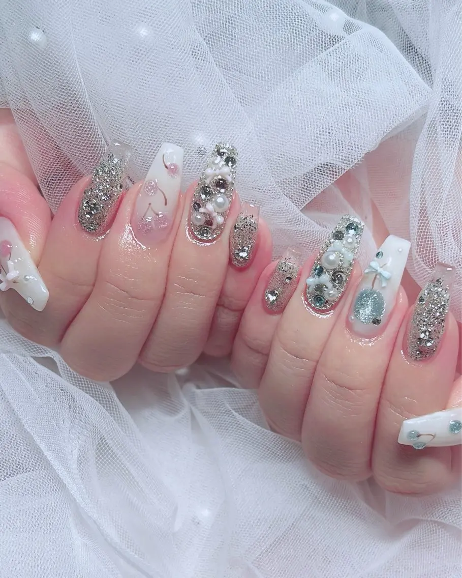 ネイル ハンドネイル RiLion💗 Risa🦋💜のネイルデザイン