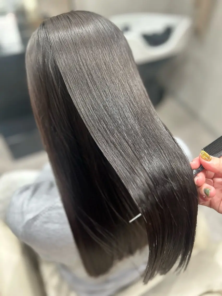 ロング 髪質改善 縮毛矯正 トリートメント カット 縮毛矯正 トリートメント ヘッドスパ Mintleaf🌿 akihoのヘアスタイル