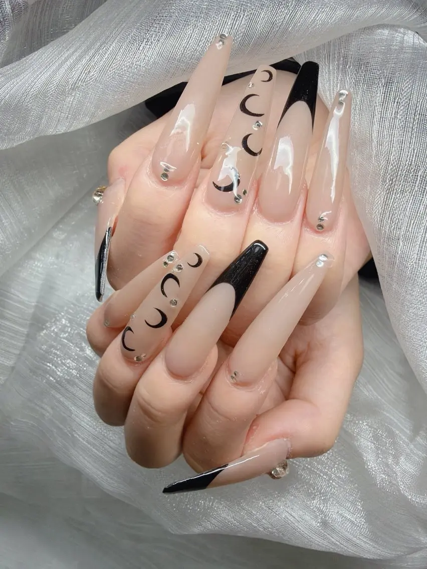 ネイル ハンドネイル Lee Nailsのネイルデザイン