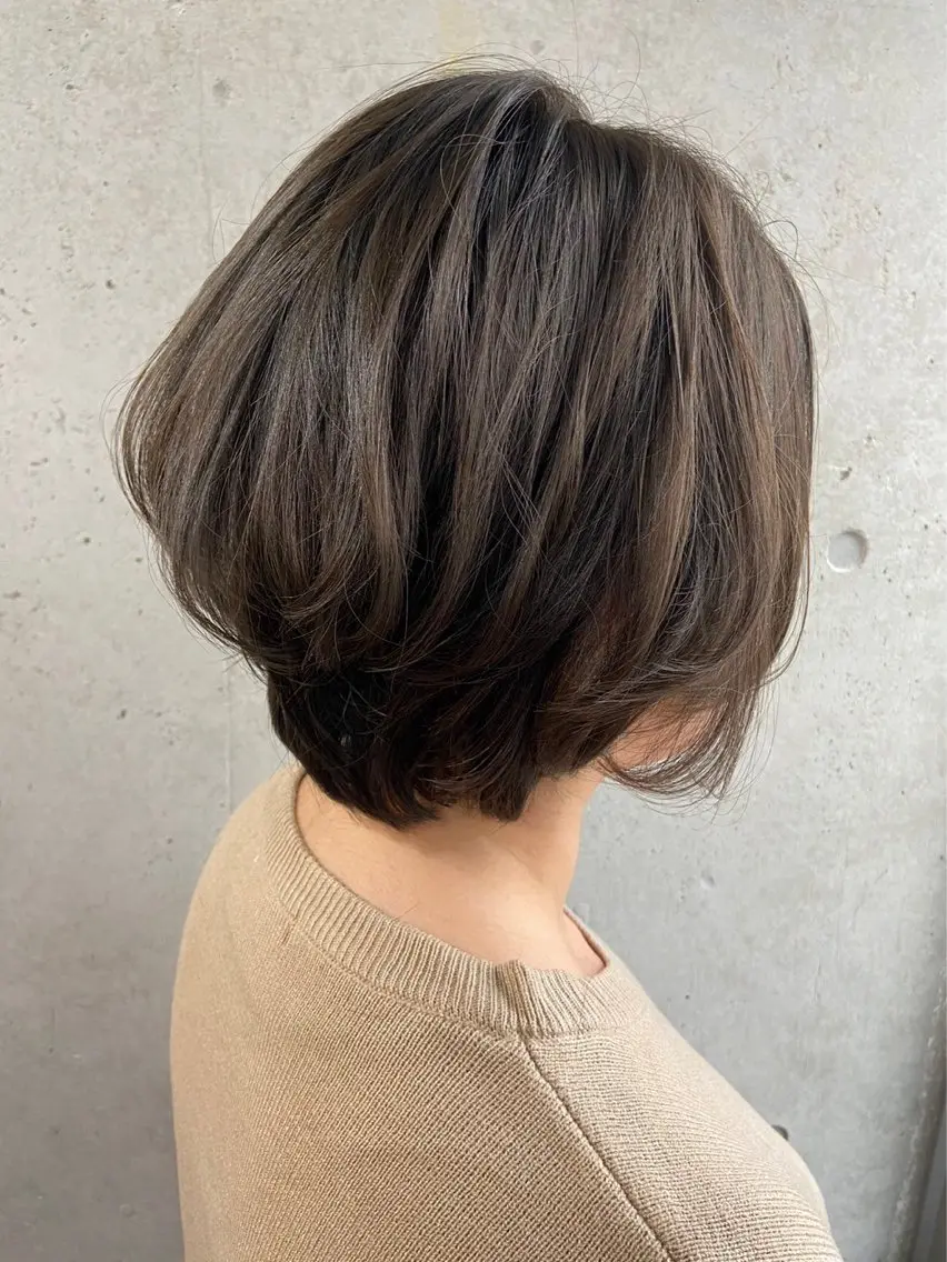 ショート カット ヘアカラー トリートメント J /レイヤーカット /ショートボブのヘアスタイル