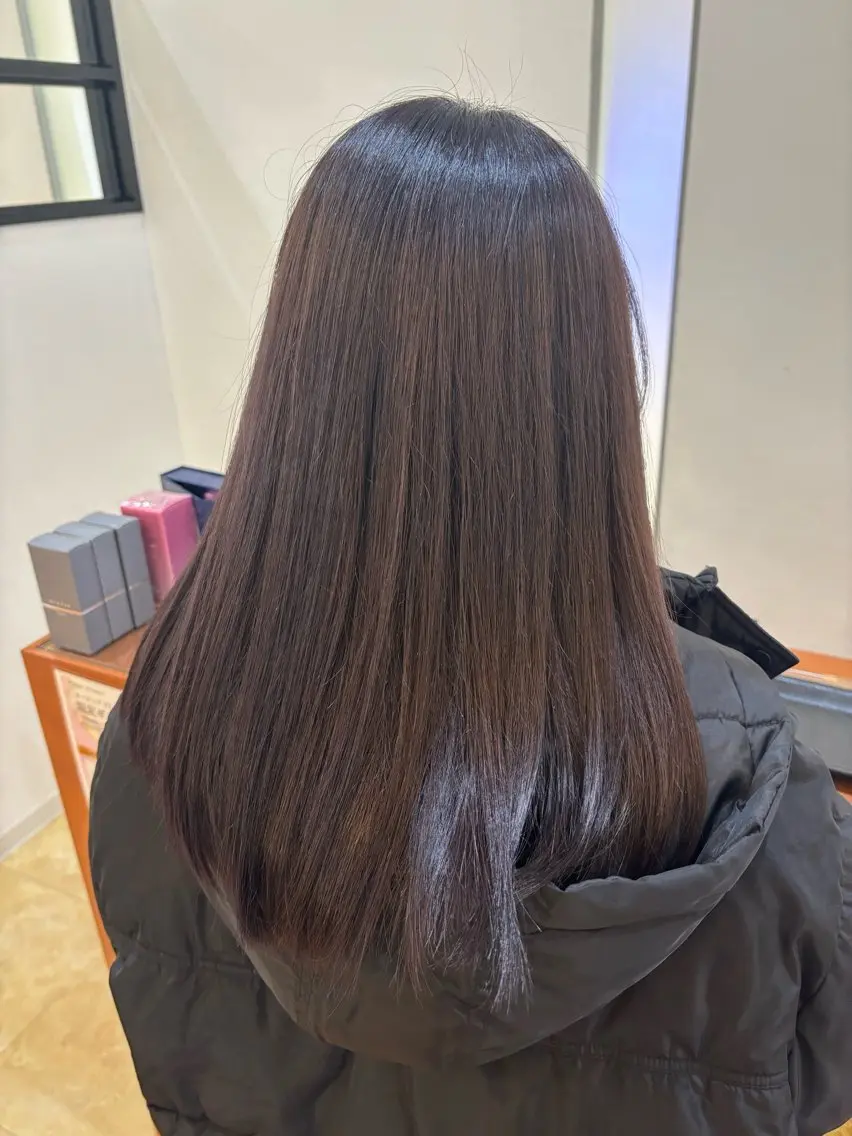 ロング カラー カット ヘアカラー ヘッドスパ 亀山 来未のヘアスタイル