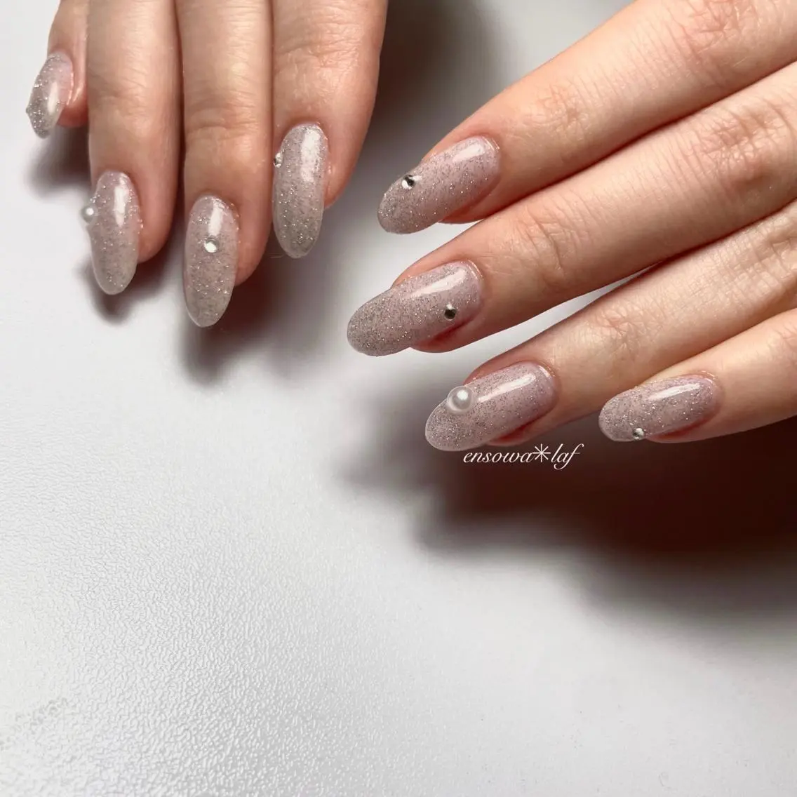 ネイル ワンカラーネイル シンプルネイル ストーンネイル ensowa✱laf NAILのネイルデザイン