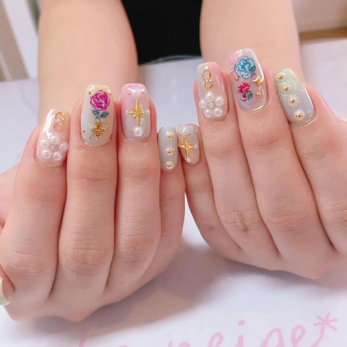 ネイル ロングネイル La neige* yuki 🐩🌙のネイルデザイン