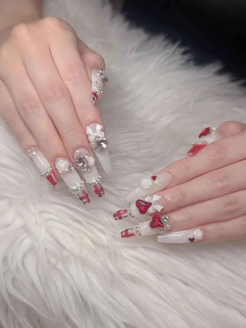 ネイル Lee Nailsのネイルデザイン
