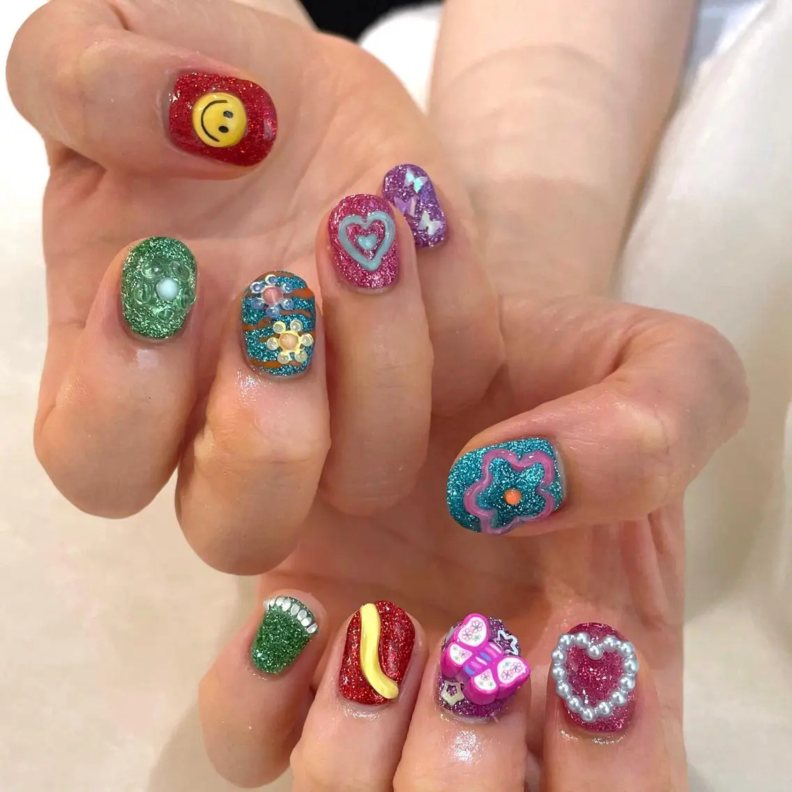 ネイル ハンドネイル 新井 ひなののネイルデザイン