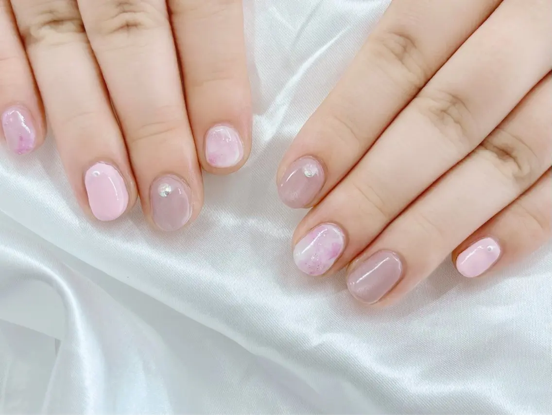 ネイル ハンドネイル ハンドケア Regene ARAKIのネイルデザイン