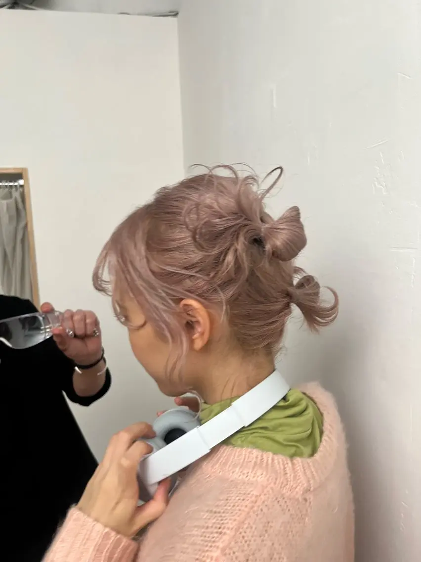 カラー 服部 沙弥佳のヘアスタイル