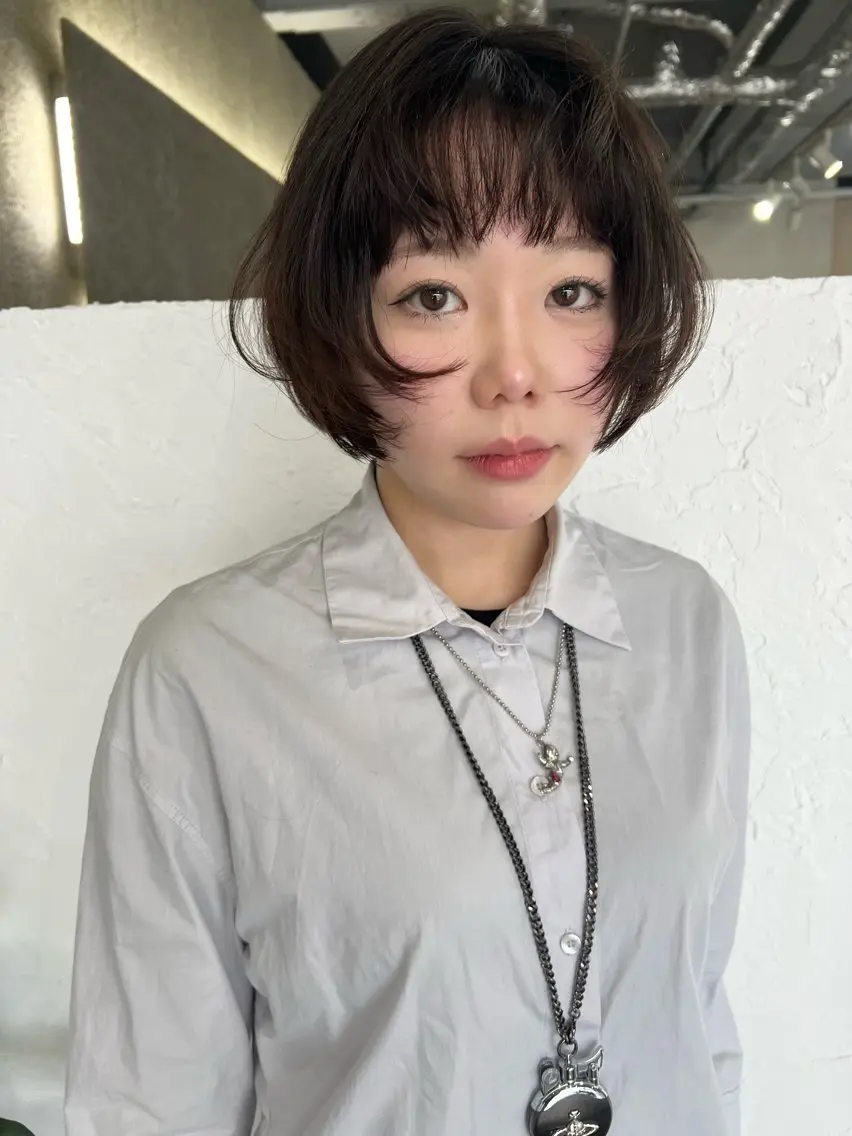 ショート ボブレイヤー ボブ 顔まわりレイヤー 顔周りカット レイヤーカット eim AYUKAのヘアスタイル