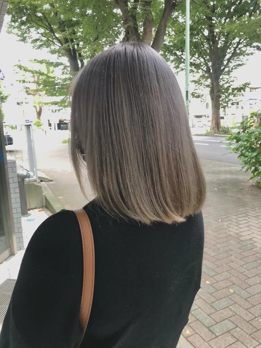 💖前髪カット+ワンカラー💖【透明感カラー 暖色カラー ミルクティー グレージュ 顔周り レイヤーカット】の写真