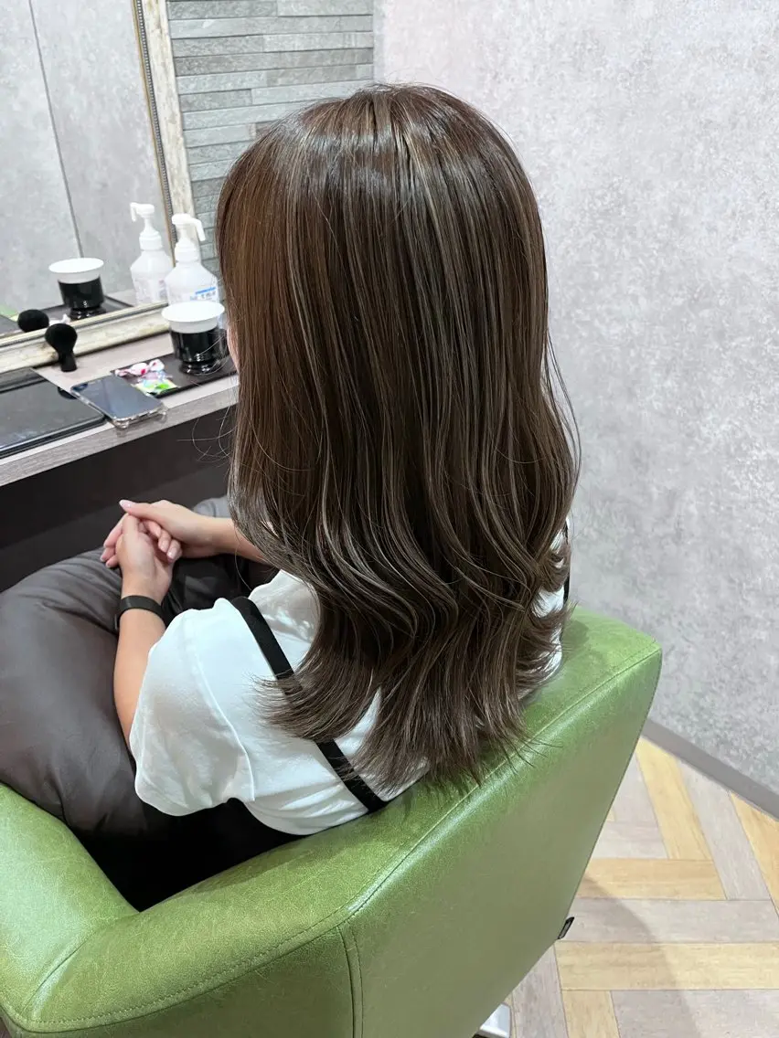 ロング カラー ハイライトカラー 外国人風カラー ハイライト 西林麗雄6月 空きあります!のヘアスタイル