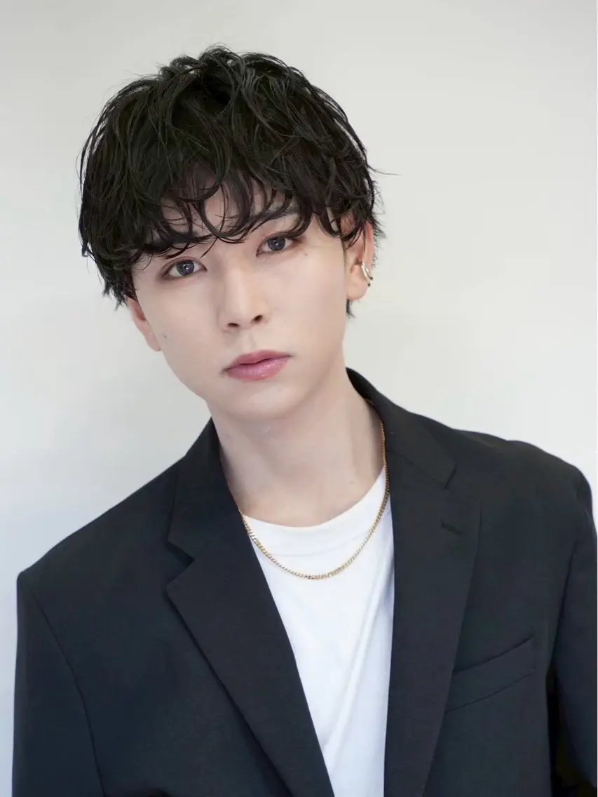 ショート パーマ 関根 悠成のヘアスタイル