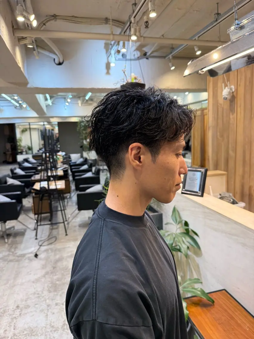 パーマ メンズ メンズパーマ カット 川口開世 メンズ・レイヤーのヘアスタイル