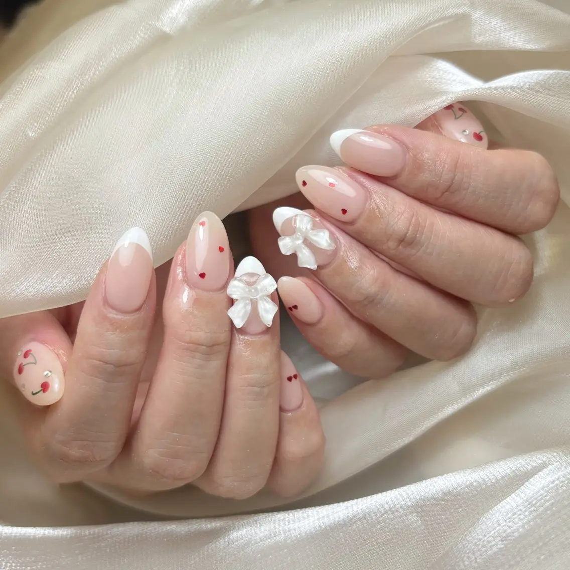 ネイル フットネイル フレンチネイル ジェルネイル ガーリー グラデーション ハンドネイル D.d Nail Moeのネイルデザイン