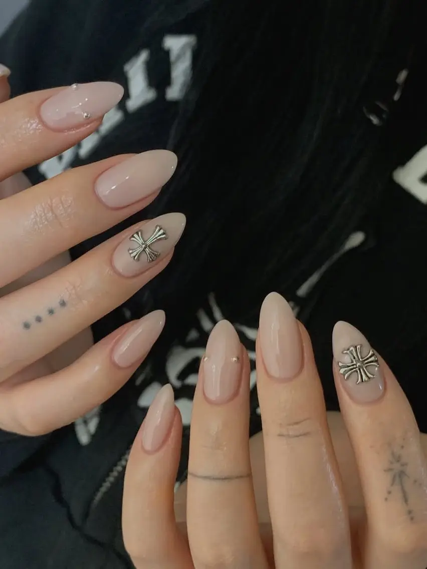 ネイル グラデーション ラメ(グリッター) マグネットネイル ミラーネイル ニュアンスネイル ハンドネイル Lumi de nailsのネイルデザイン