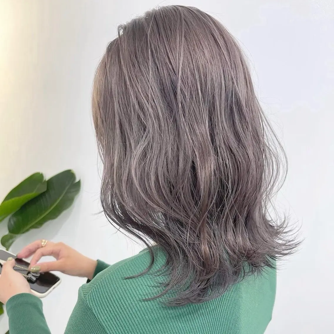 ミディアム カラー 🪞儚いハイトーン 🎀ももかのヘアスタイル