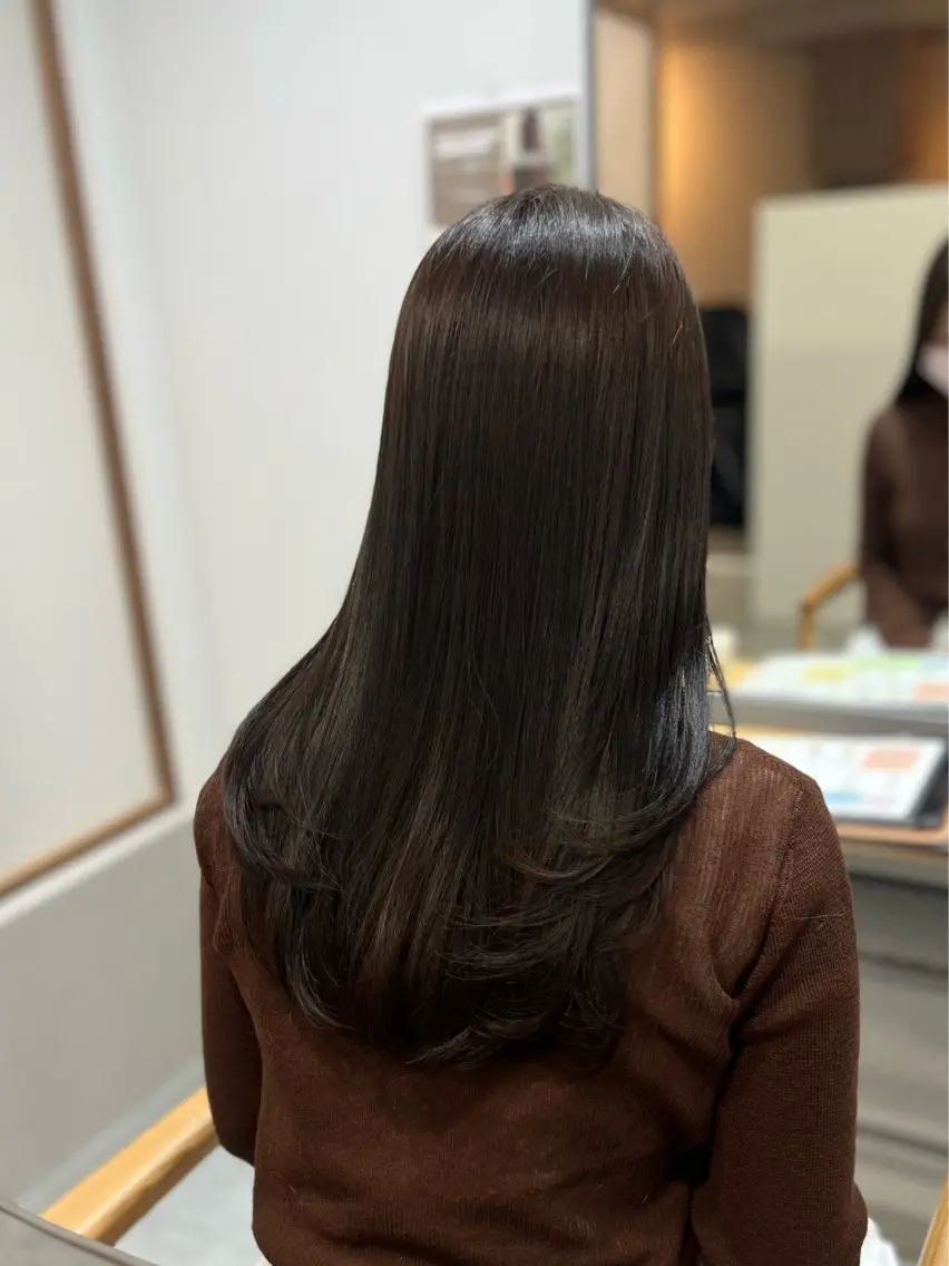 セミロング カラー diva REMIのヘアスタイル