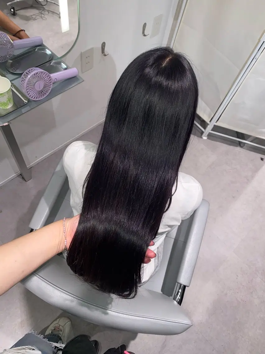ロング ヘアカラー 川村 歩夏のヘアスタイル