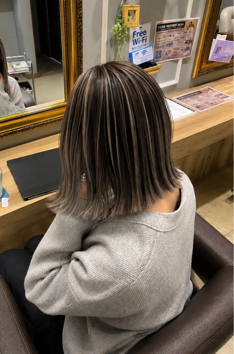 ショート ヘアカラー ACCUEILLIR 🦍溝口廉🦍のヘアスタイル