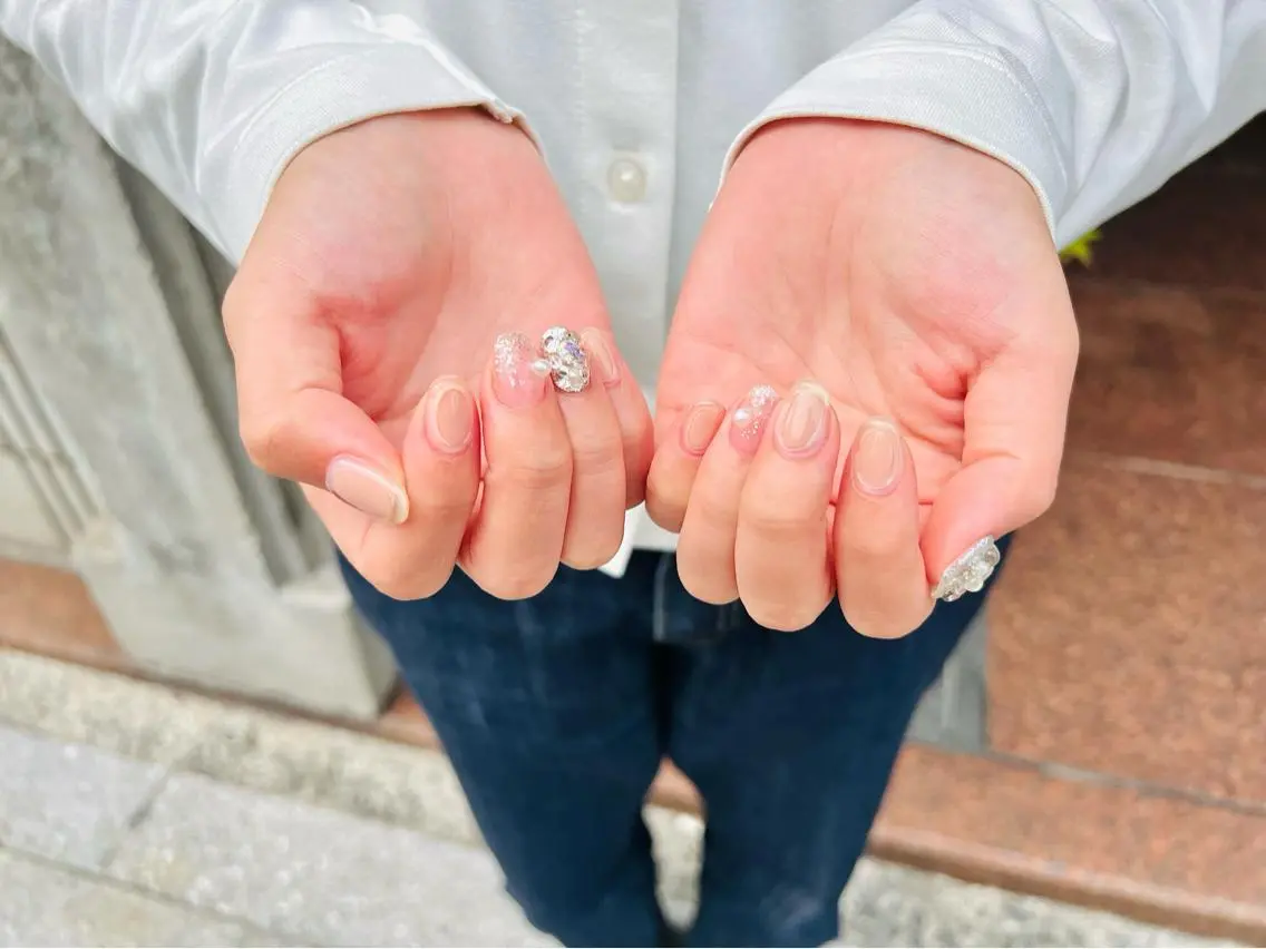 ネイル ハンドネイル i+ söpö .nのネイルデザイン