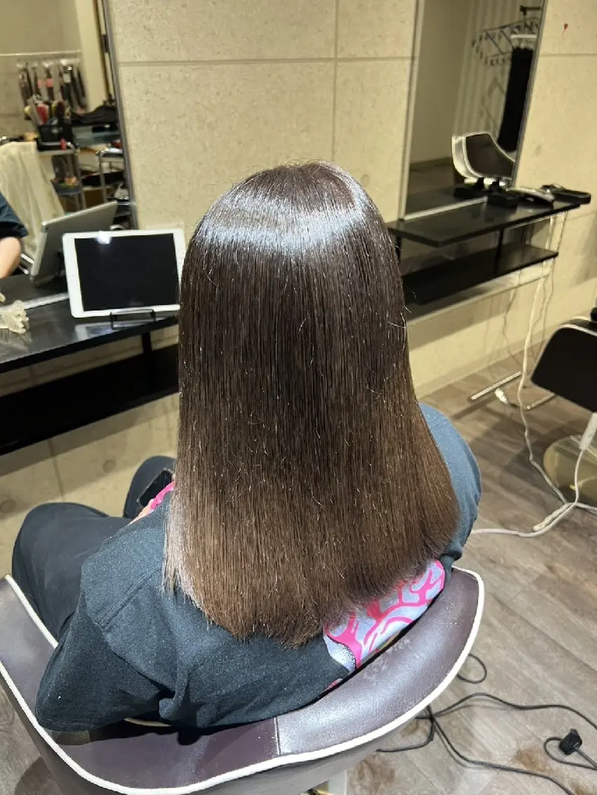 ロング ...a ゆかりのヘアスタイル