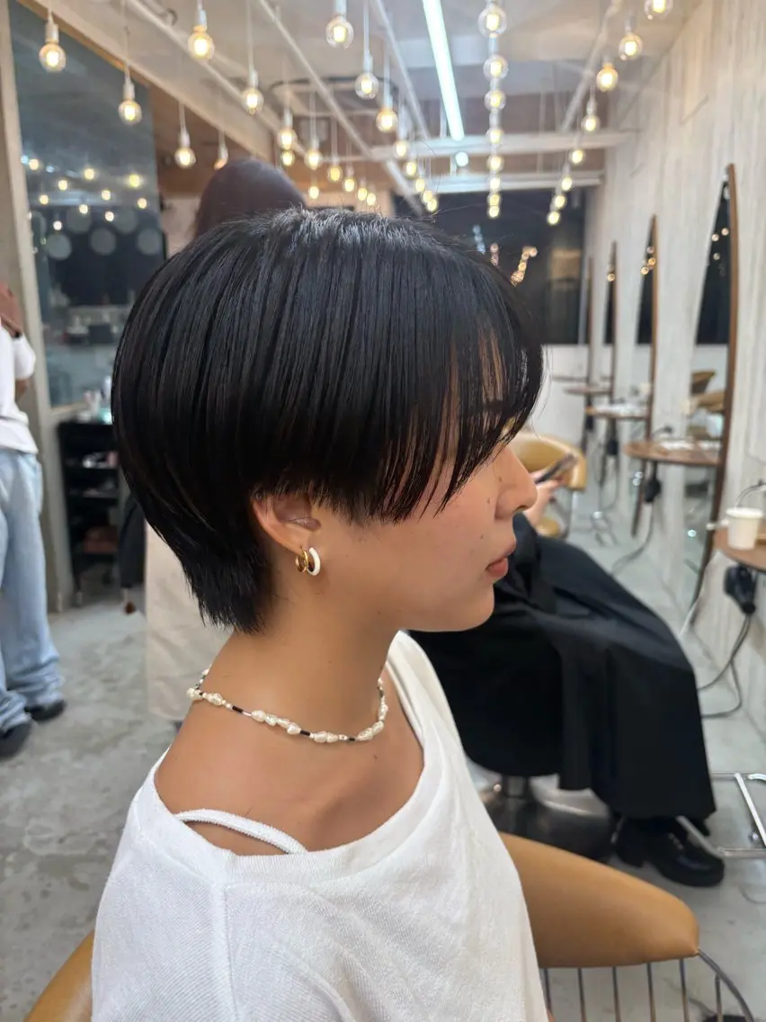 ショート カット ヘアカラー トリートメント オリーブベージュ/シ ョートボブたまき🧡のヘアスタイル
