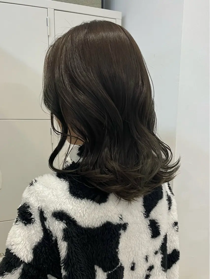 【 🎀迷ったらコレ🎀 】カット+カラー+Aujua shampooの写真
