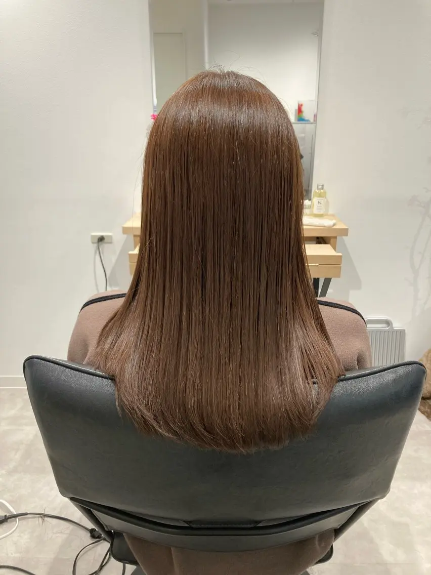 セミロング カラー 山田 堅登のヘアスタイル