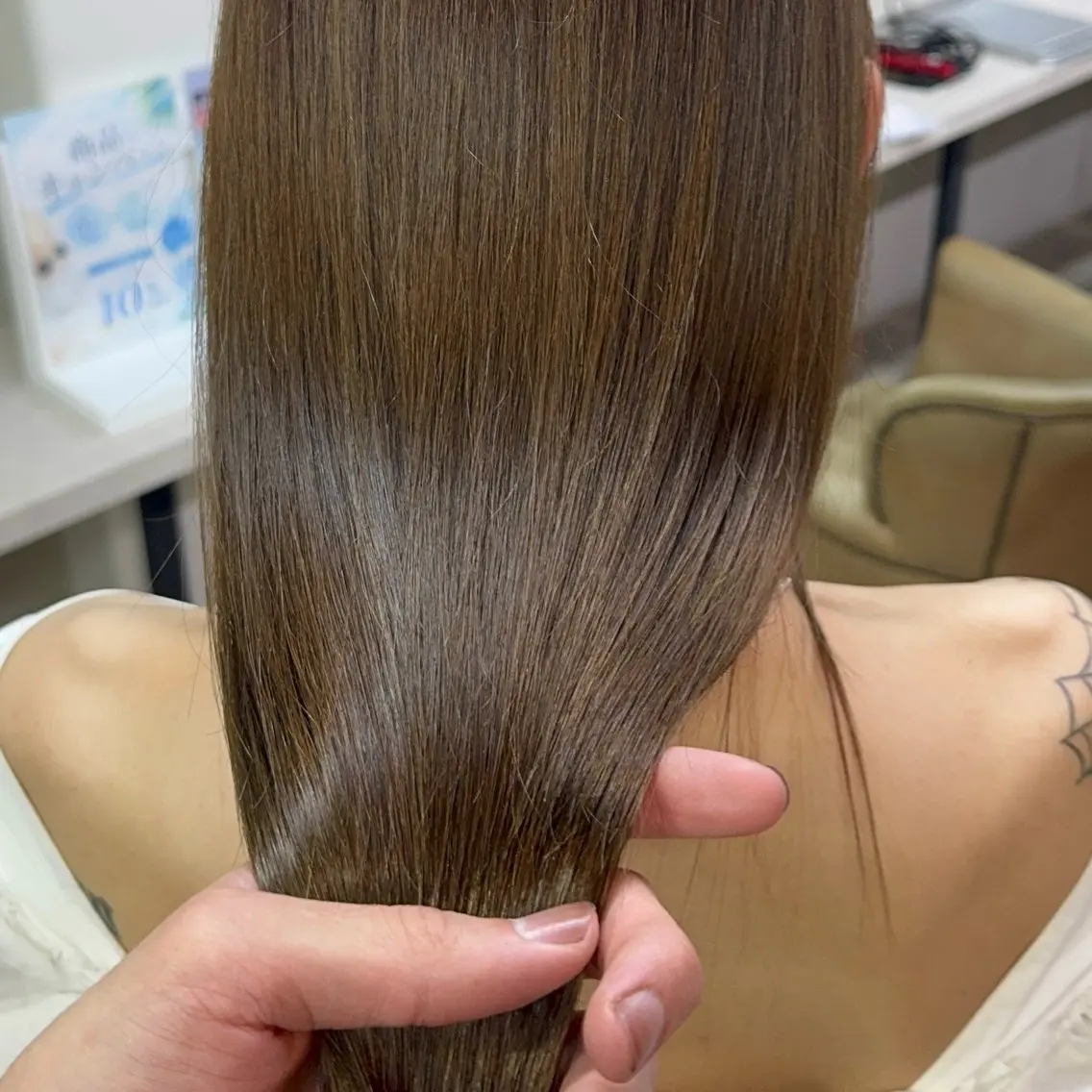 カラー ベージュカラー ヘーゼル Blast raiaのヘアスタイル