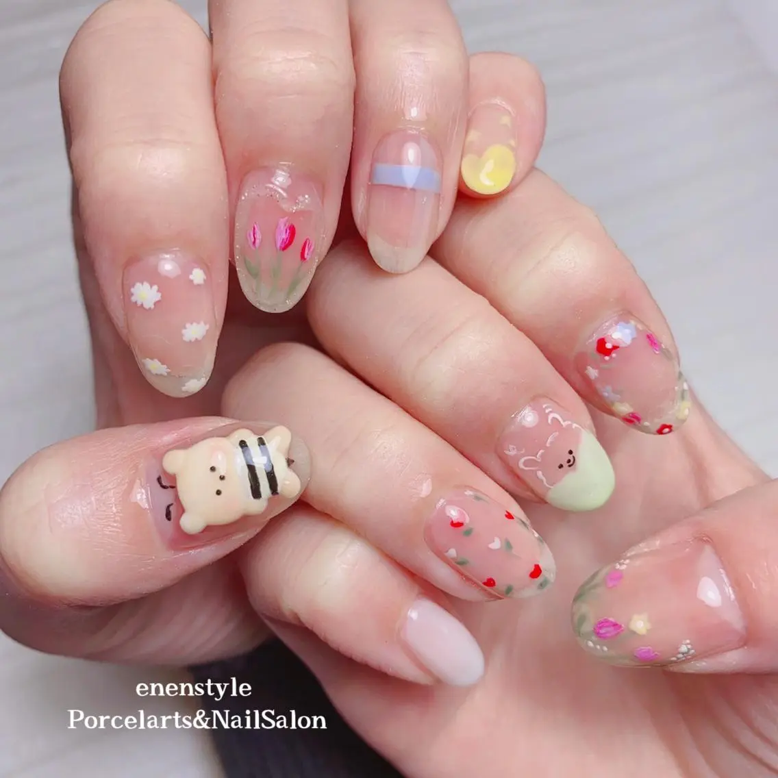 ミディアム ネイル 🐾enen style 🐾のネイルデザイン