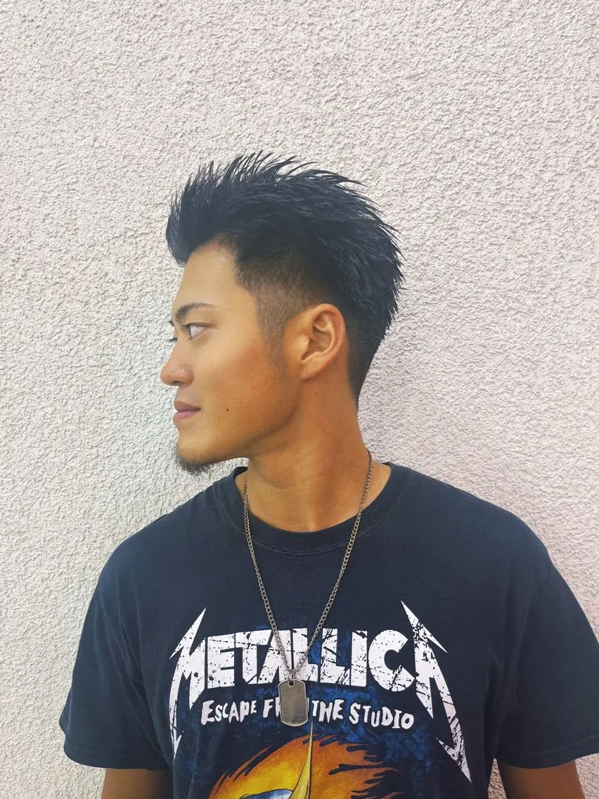 ショート メンズ オールバック カット ヘッドスパ 白髪ぼかし/北浜 奥野 仁礼のヘアスタイル