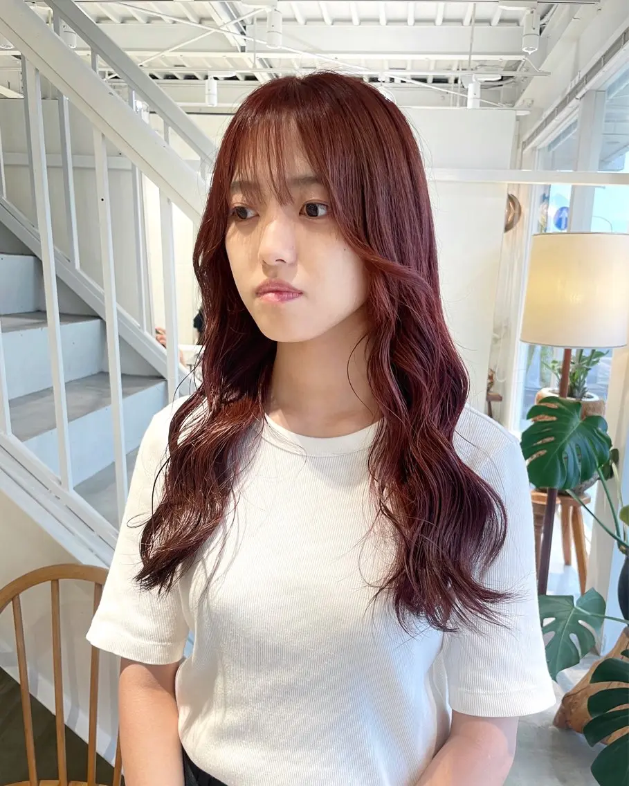 ロング カラー ヘアカラー 林 千聖のヘアスタイル