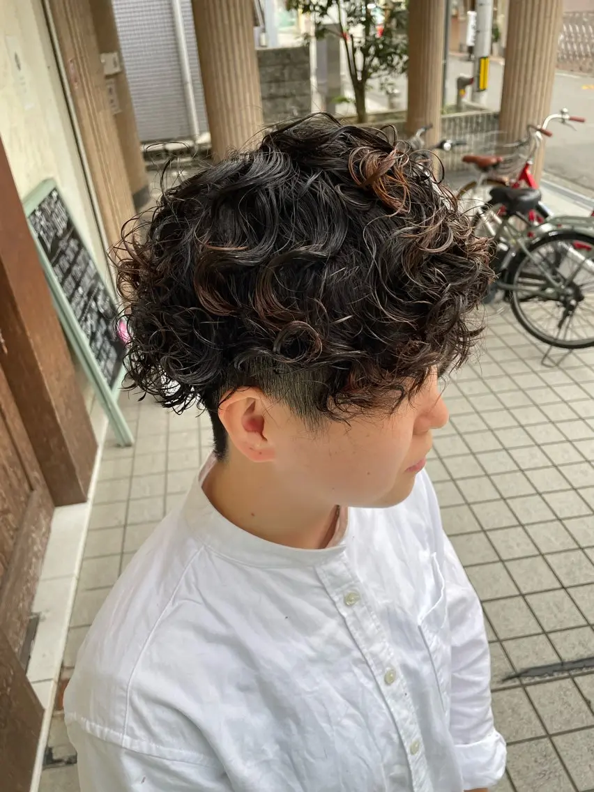 ショート パーマ メンズ カット パーマ MATSURI BASE.AWAJIのヘアスタイル
