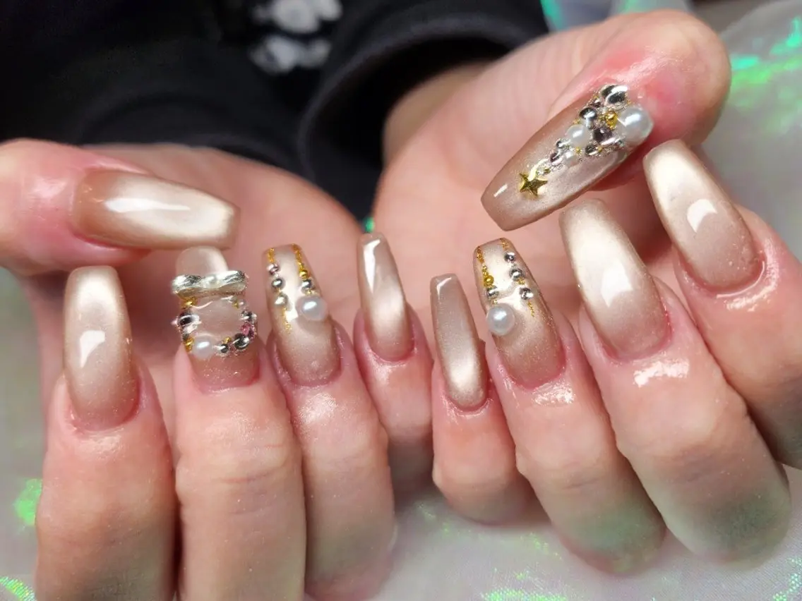 ネイル ハンドネイル 💜bora .のネイルデザイン