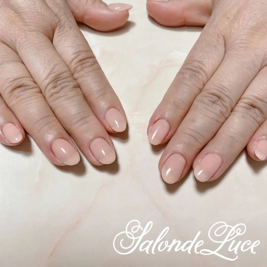 ネイル オフィスネイル ワンカラーネイル シンプルネイル ハンドネイル Salon de Luceのネイルデザイン