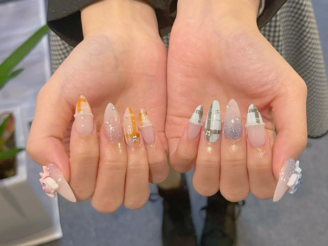 ネイル オーロラネイル 長さ出し フットネイル フレンチネイル ジェルネイル ハンドネイル Belle Nail Salonのネイルデザイン