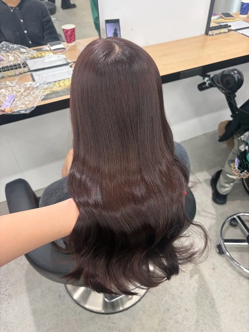 ロング カラー ブリーチ 髪質改善 トリートメント ヘアカラー 💗愛され暖色💗 ピンク/レッド💗のヘアスタイル
