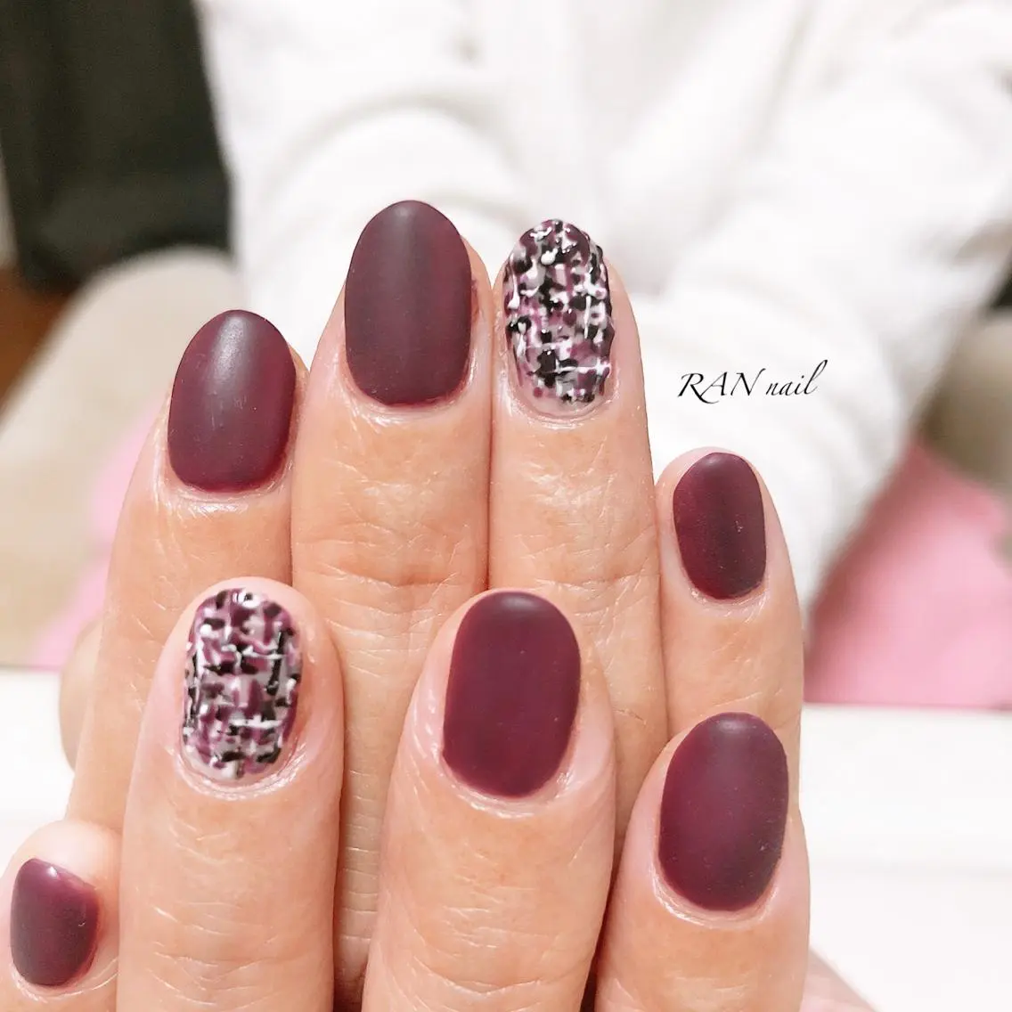ネイル フットネイル マットネイル オフィスネイル パープル 赤色 RAN nailのネイルデザイン