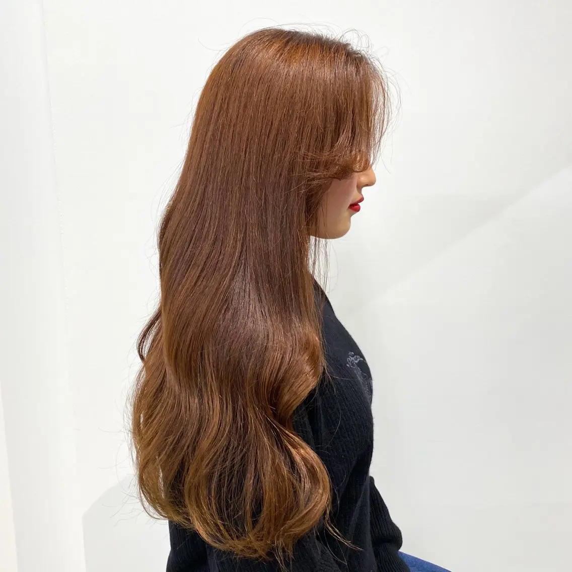 ロング カラー ブラウンカラー オレンジ オレンジブラウン ブリーチなしカラー 🤍　Mihanaのヘアスタイル