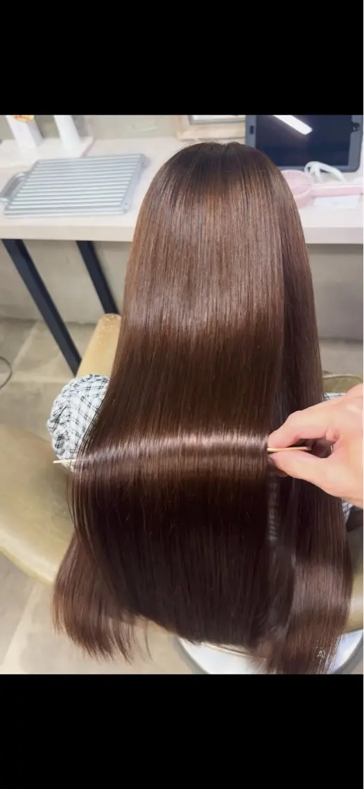 カラー Blast raiaのヘアスタイル