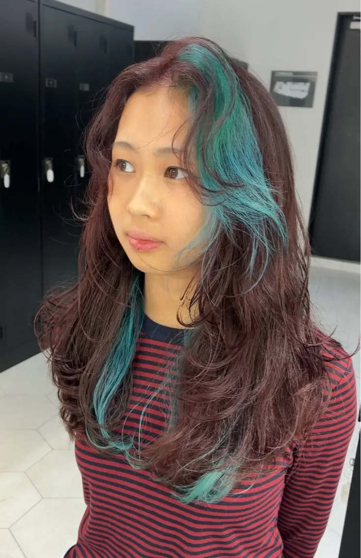ロング レイヤーカット ヘアカラー TOMIKUDA RIOのヘアスタイル