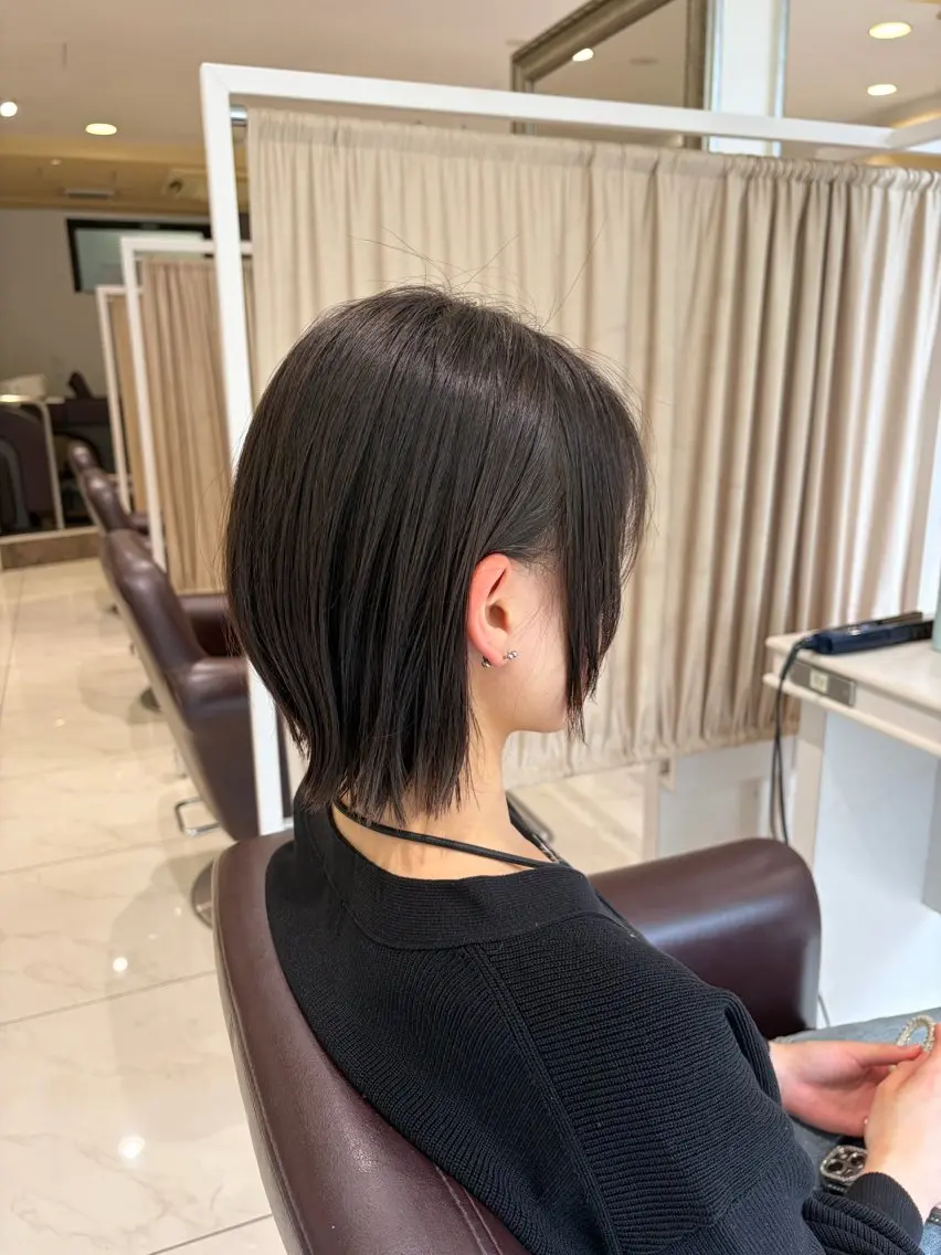 ミディアム カット 佐々木 拓海のヘアスタイル